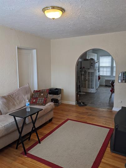 2127 University Avenue - 4
